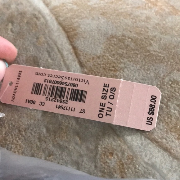 Victoria’s Secret tote - Picture 2 of 5